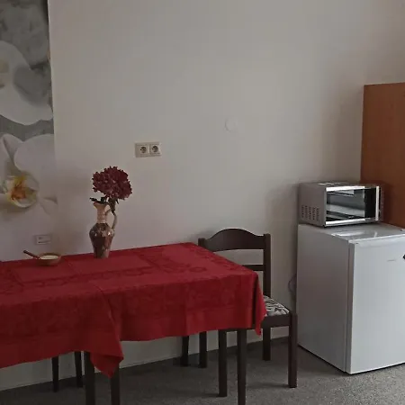 Turista Mami Jednoluzak Ceska Trebova